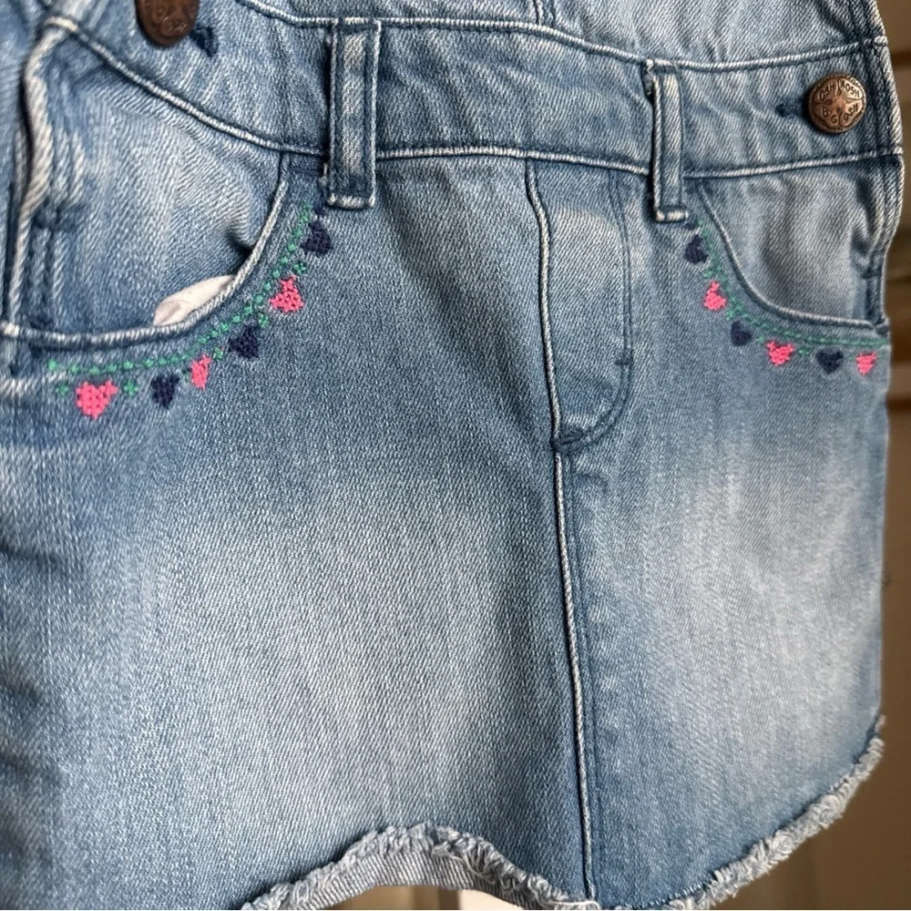 Girls OshKosh Denim Bib Overall Skirt Size 2T Embroidered Dress